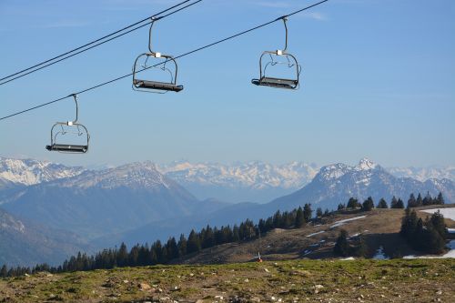 mountain chair lift hautes alpes
