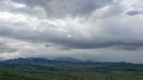 mountain  dark clouds  cloud