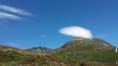 mountain cloud norway