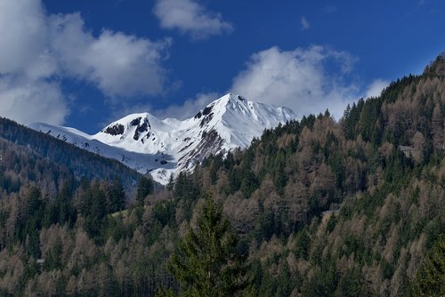 mountain  mountains  alpine