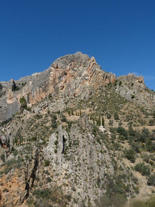 mountain  rocks  castellote