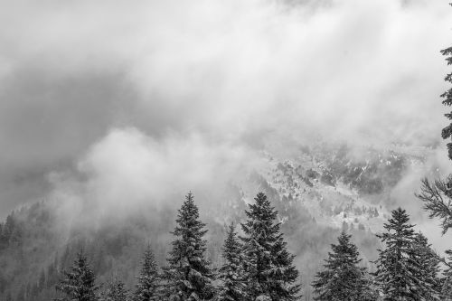 mountain cloud snow