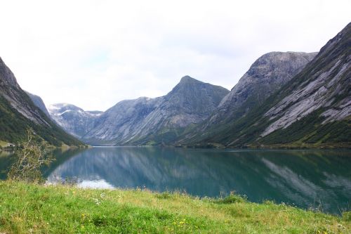 mountain norway water