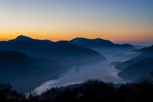 mountain lake view