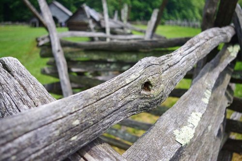 mountain farm split rail  great  smoky