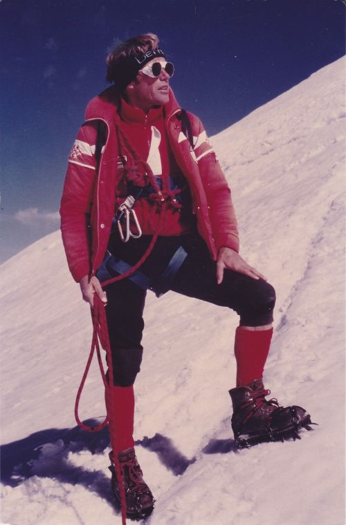 mountain guides mountaineer ice