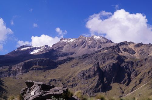 mountaineering iztaccíhuatl mountain