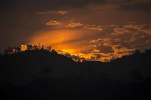 mountains sunset clouds