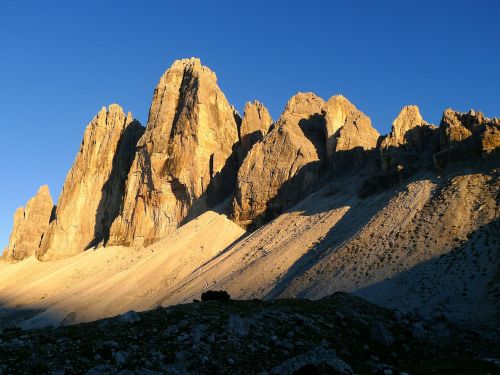 mountains mountain world three zinnen