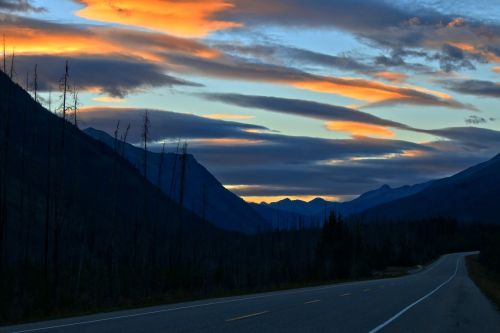 mountains outdoors dusk