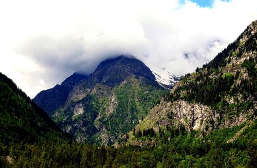 mountains clouds piedmont