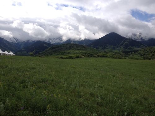 mountains summer clouds