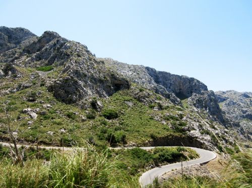 mountains mallorca road