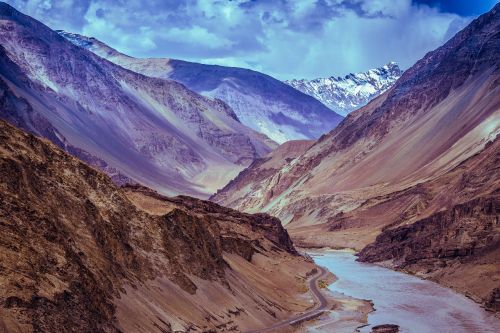 mountains river leh