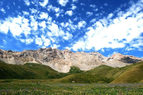mountains naryn kyrgyzstan