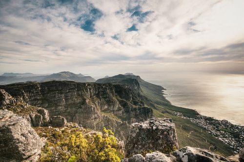 mountains ocean sea