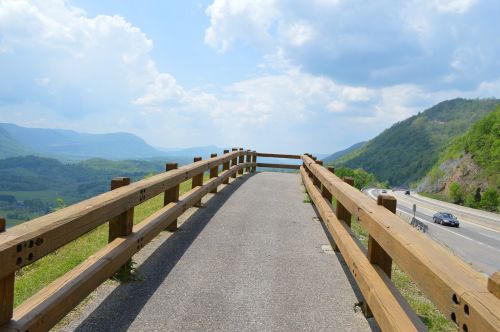 mountains virginia green fields