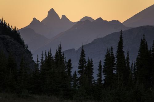 mountains silhouettes sunset