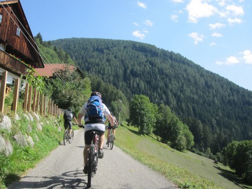 mountains italy cyclists