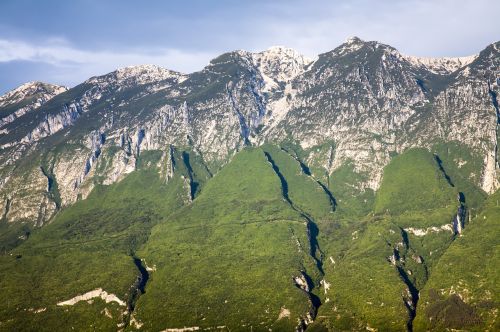 mountainside garda mountains