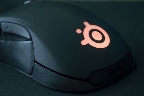 mouse light rival
