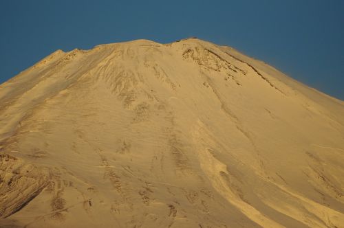 mt fuji morning snow