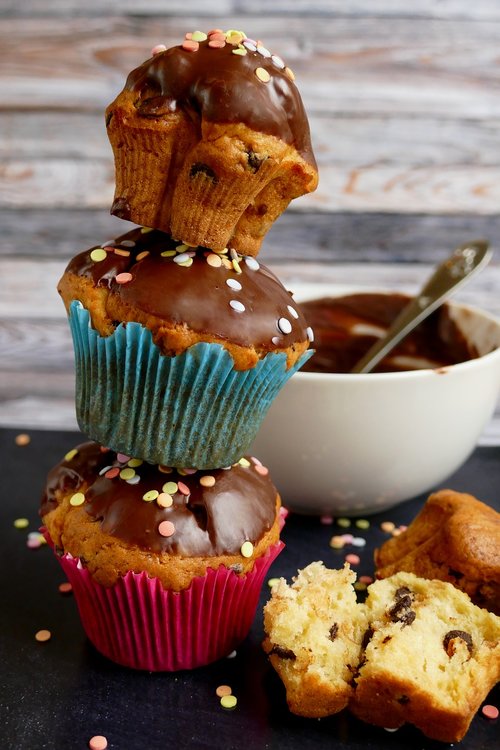 muffins  cupcakes  cake