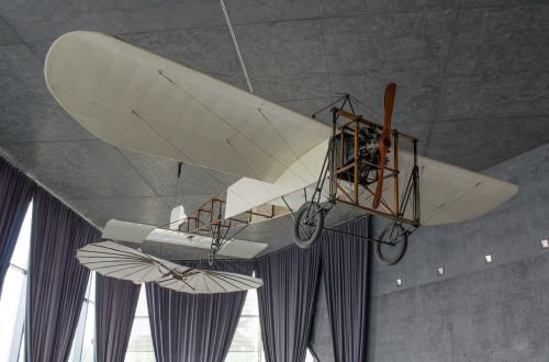 museum plane grey