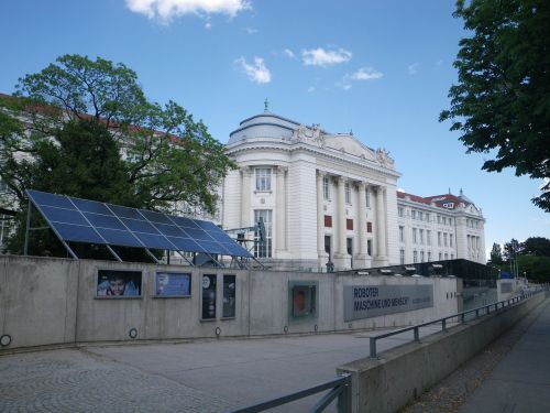 museum building technical museum
