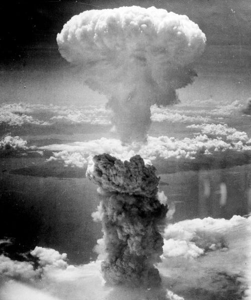mushroom cloud atomic bomb nuclear explosion
