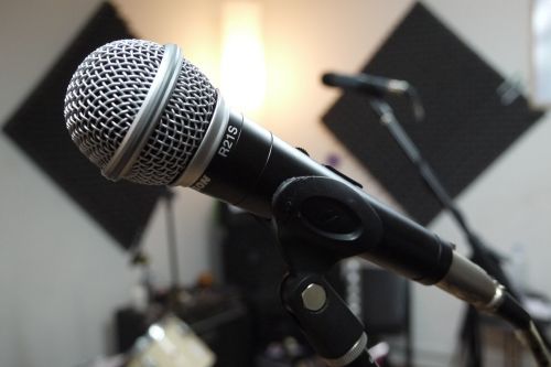 music recording studio microphone