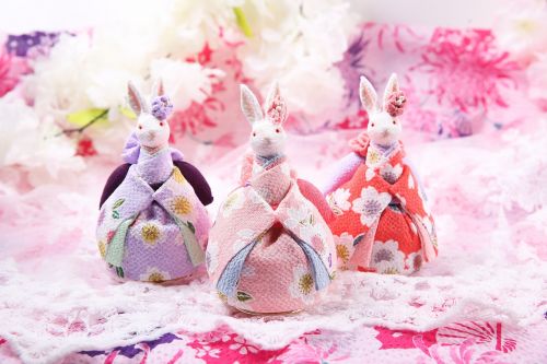 music box rabbit pink