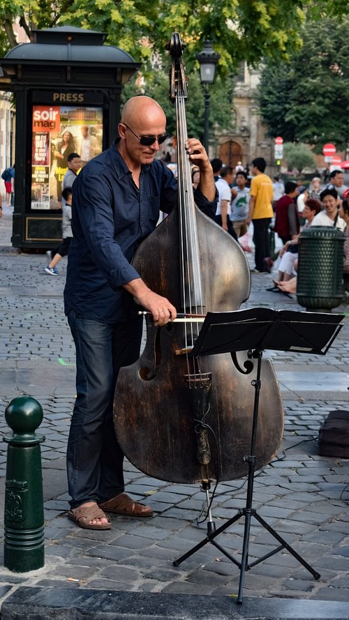 musician  street artist  music