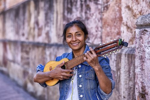 musician  street  singer