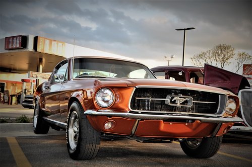 mustang  classic  muscle