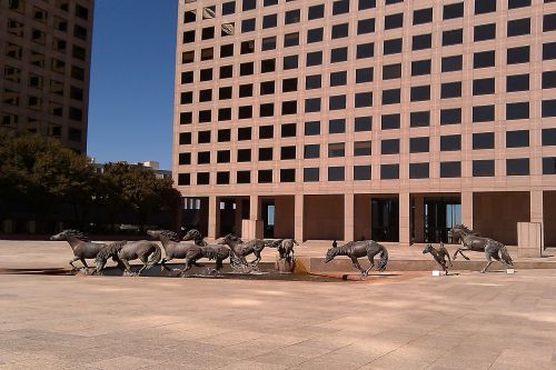 mustangs sculpture bronze