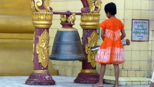 myanmar bell buddha