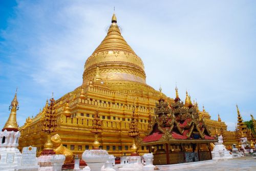 myanmar temple buddha
