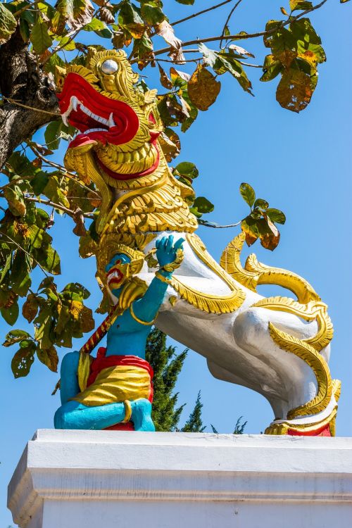 mythical creatures lion temple complex
