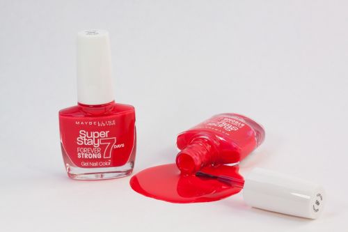 nail varnish red paint
