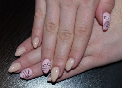 nails manicure