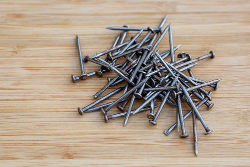 nails  pile  metal