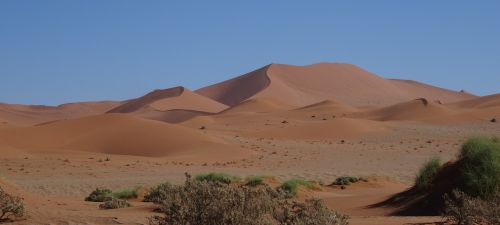 namibia desert distant view