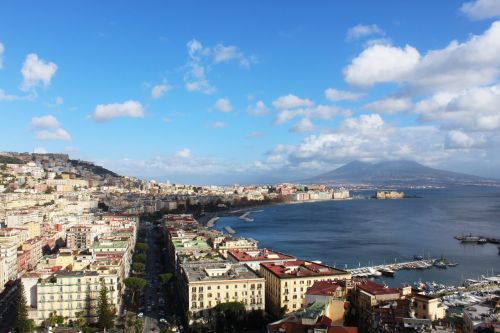 naples vesuvius sea