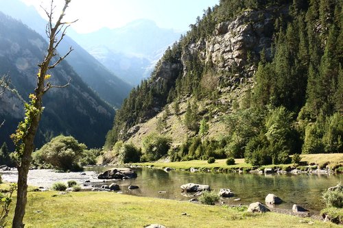 nature  pyrenees  mountaineering