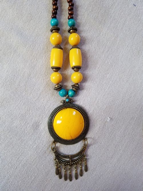 necklace blue yellow and brown jewel