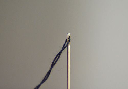 needle thread macro