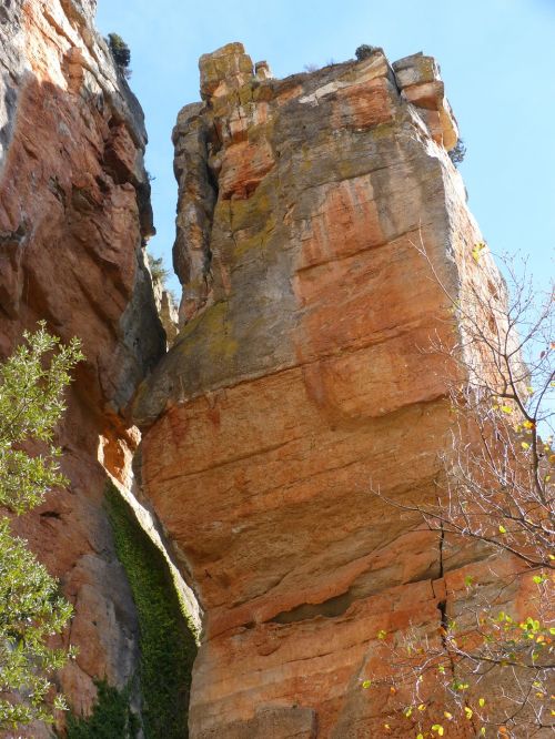 needle rock rock column limestone
