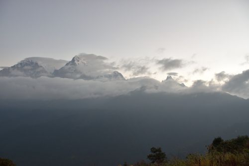 nepal annapurna mountains