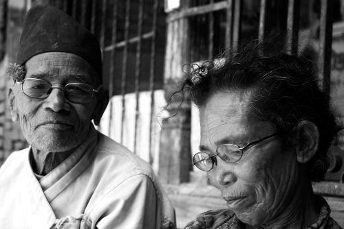 nepal elderly couple